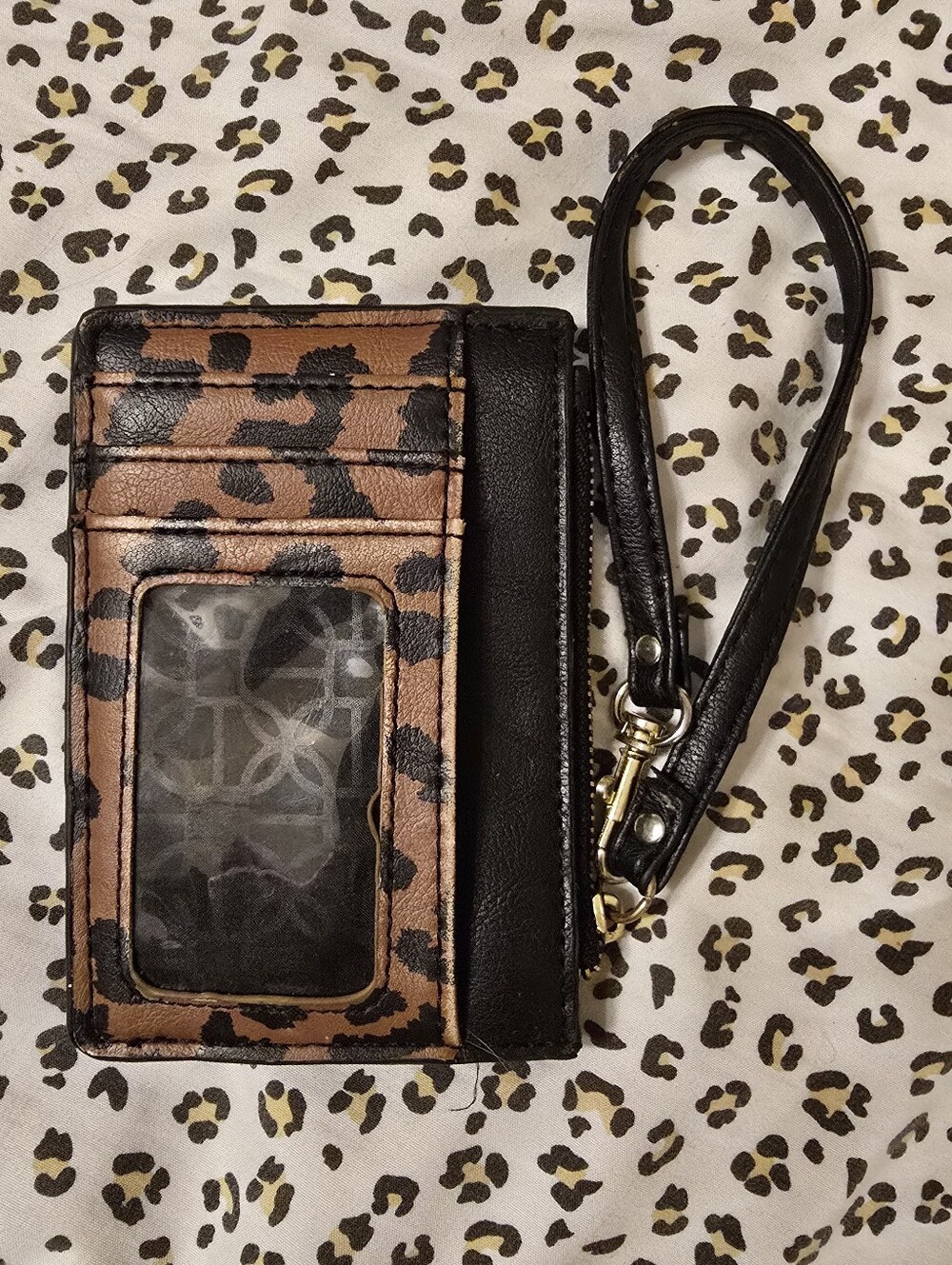 Leopard Print Cardholder Wristlet - Black & Brown